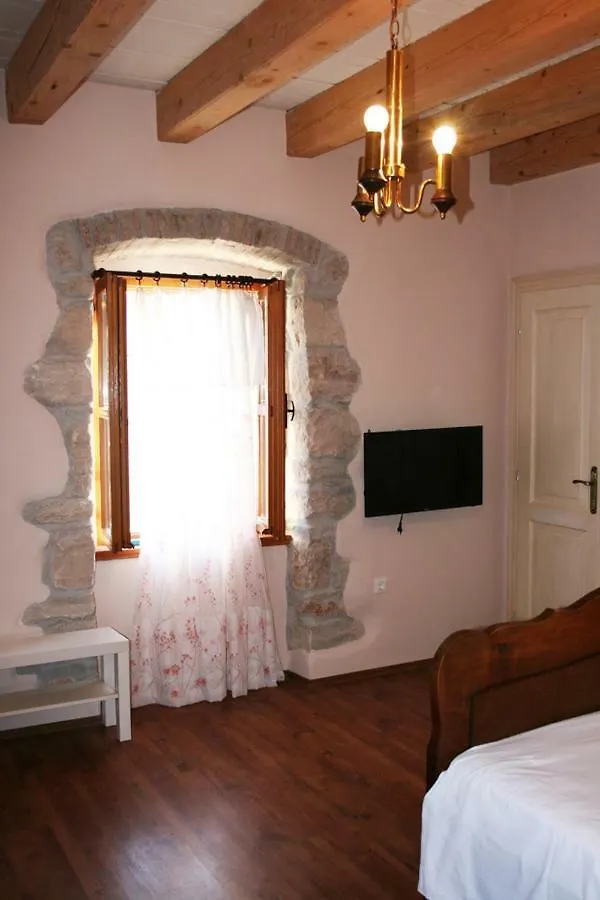 Homestay Car Free Island Unije Gasparini Apartments Croatia