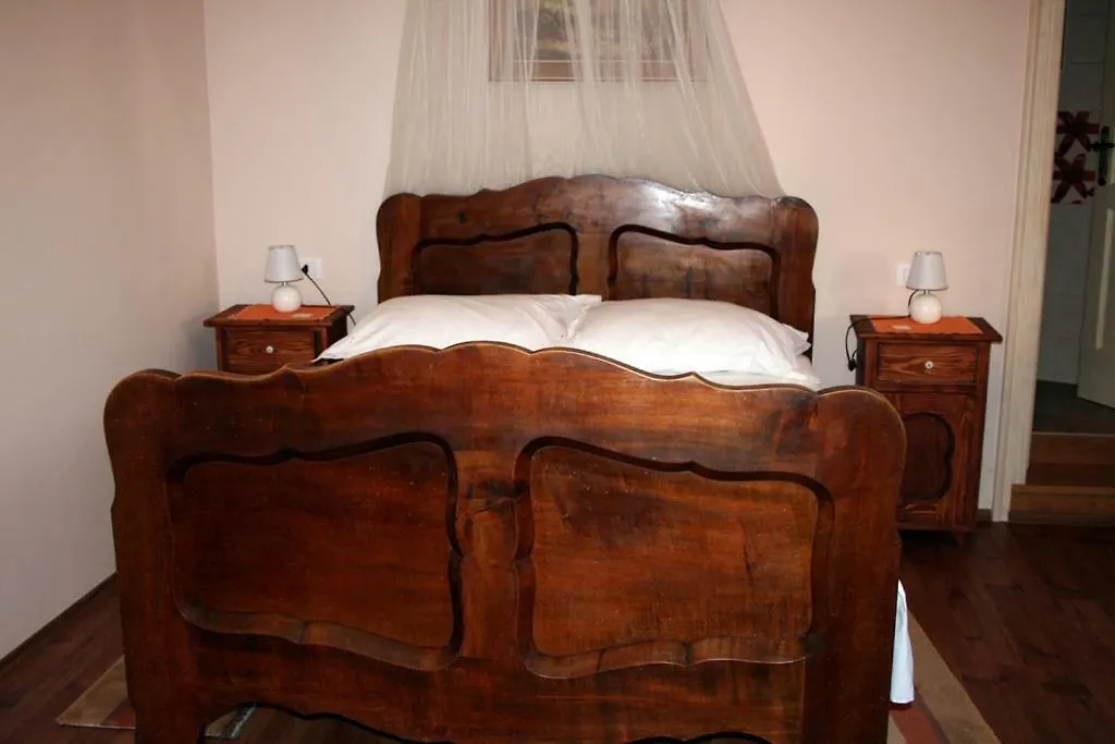 Homestay Car Free Island Unije Gasparini Apartments Croatia