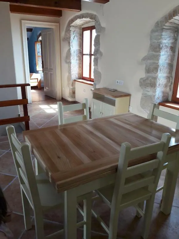 Car Free Island Unije Gasparini Apartments Homestay